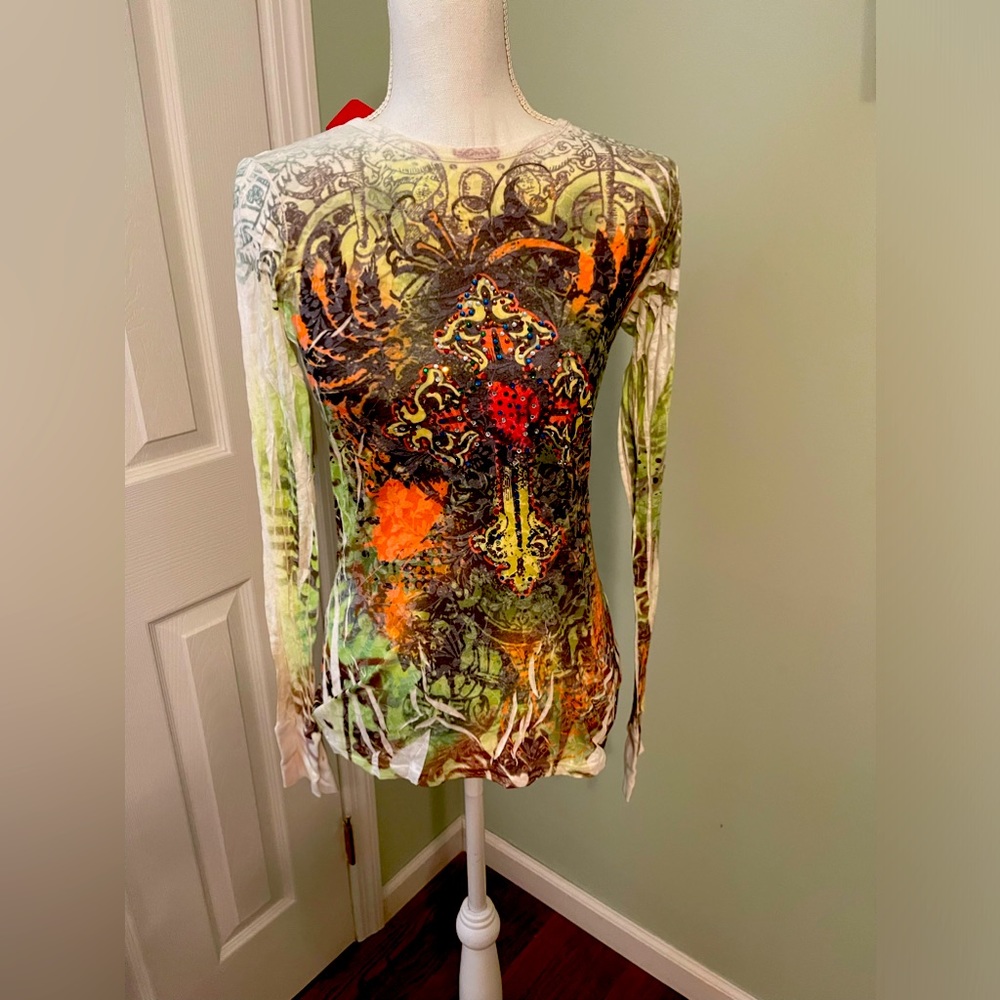 BEAUTIFUL CRYSTAL CROSS LONG SLEEVE SHIRT